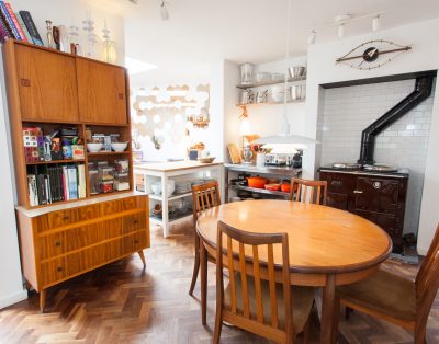 Double room in quiet LGBTQIA+ friendly home